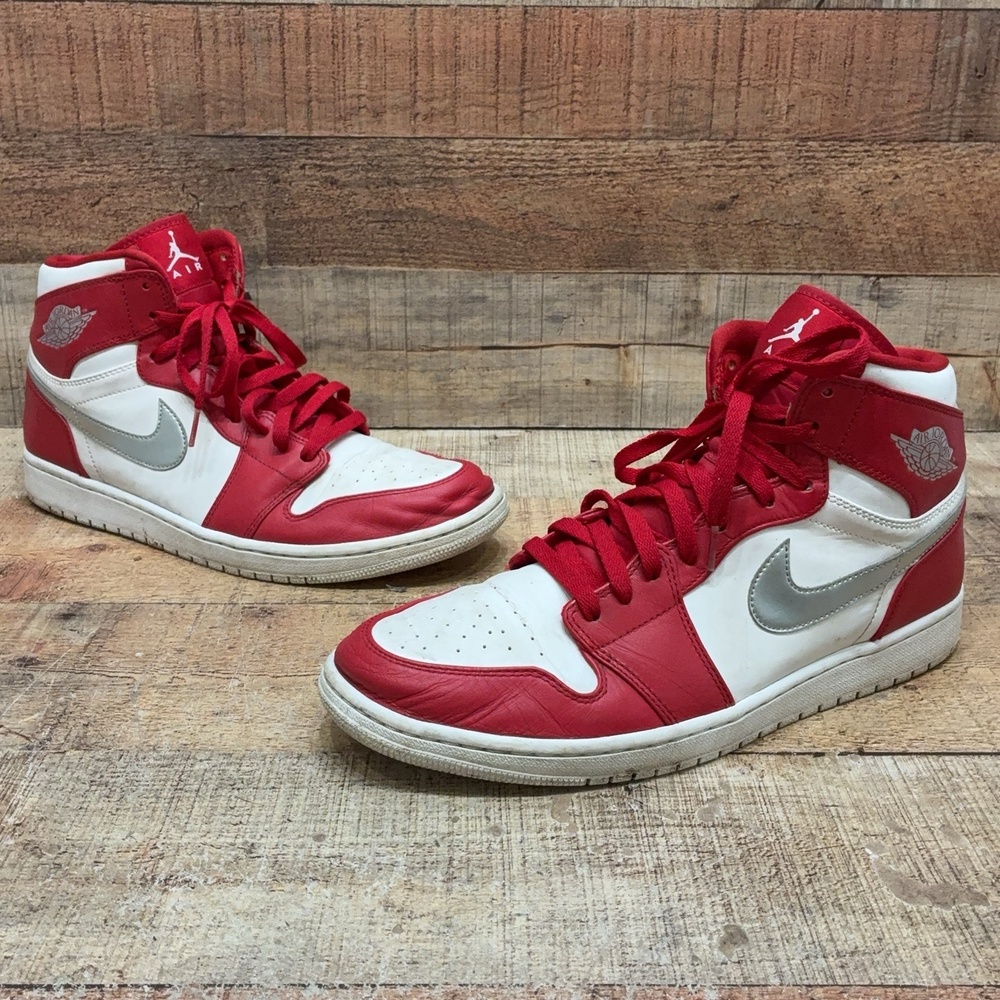 Nike Air Jordan 1 Retro High Shoes Mens Size 12 46 Red White Sneaker 332550-602
